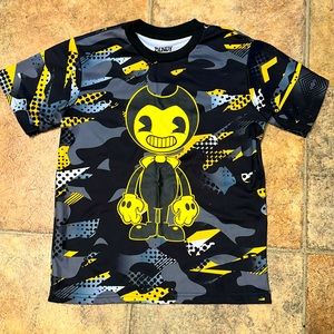 Bendy Tshirt